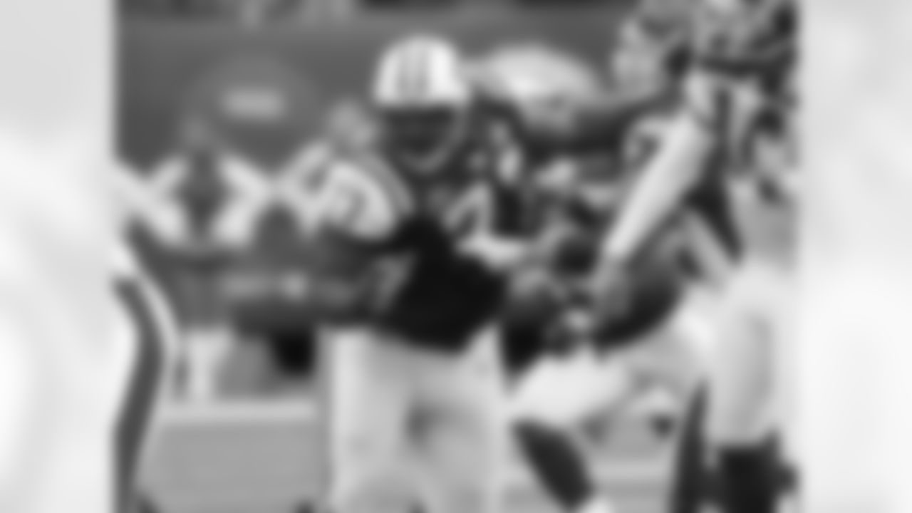 2009 Week 6 - Jets vs Bills Photos