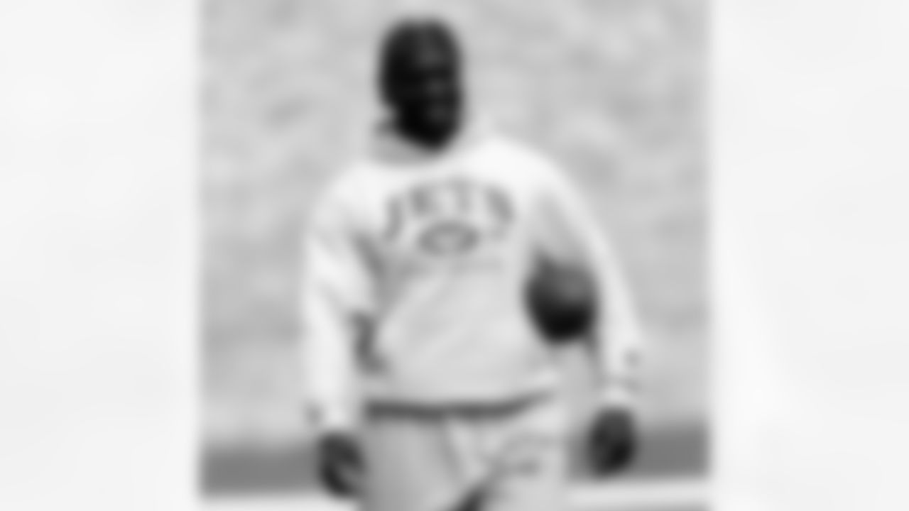 Bowles in sweats in his role as the Jets' defensive backs coach during the 2000 season at Hofstra University.