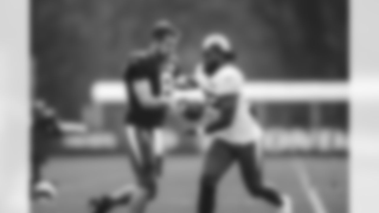E_JB2_3688