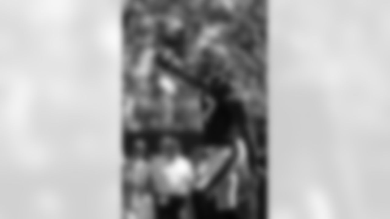 WR Braylon Edwards Photos
