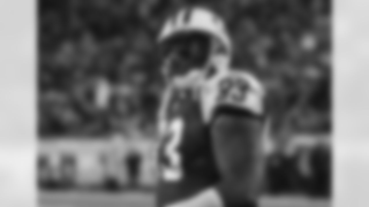 2010 Week 12 Jets vs Bengals Game Photos