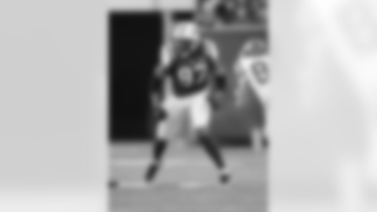 Calvin Pace Photos