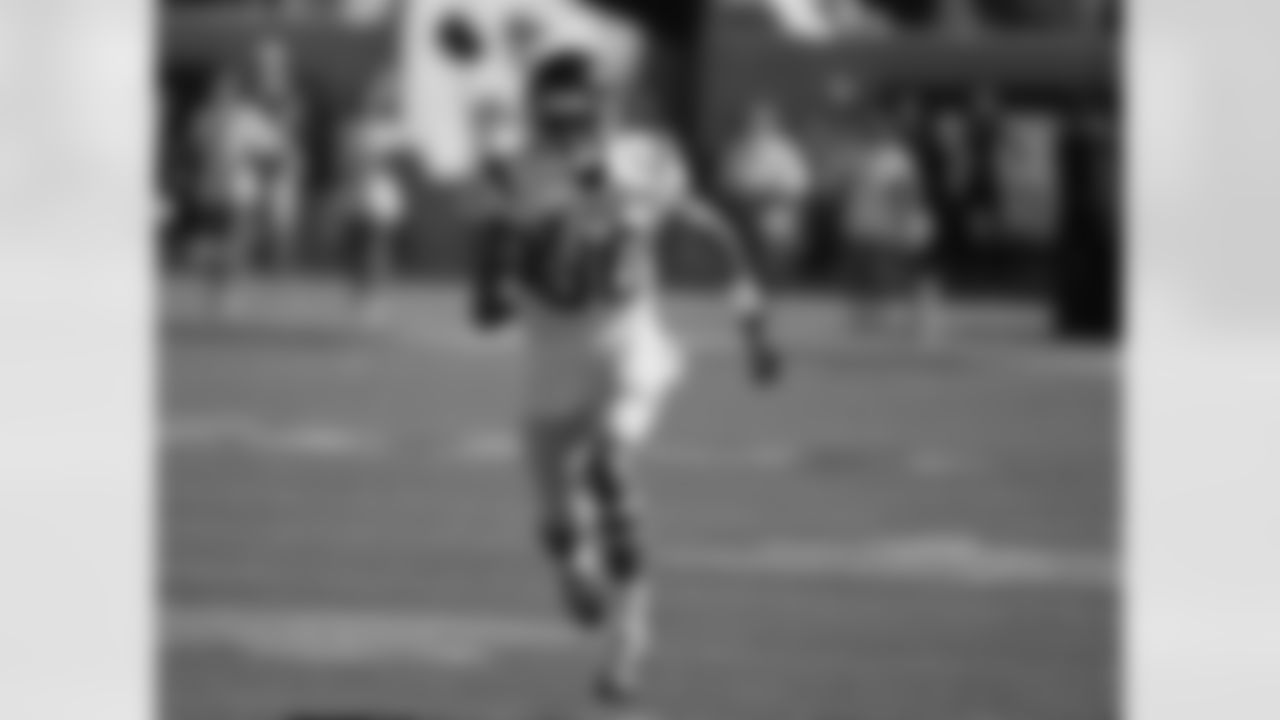 WR Deontay Burnett (USC)