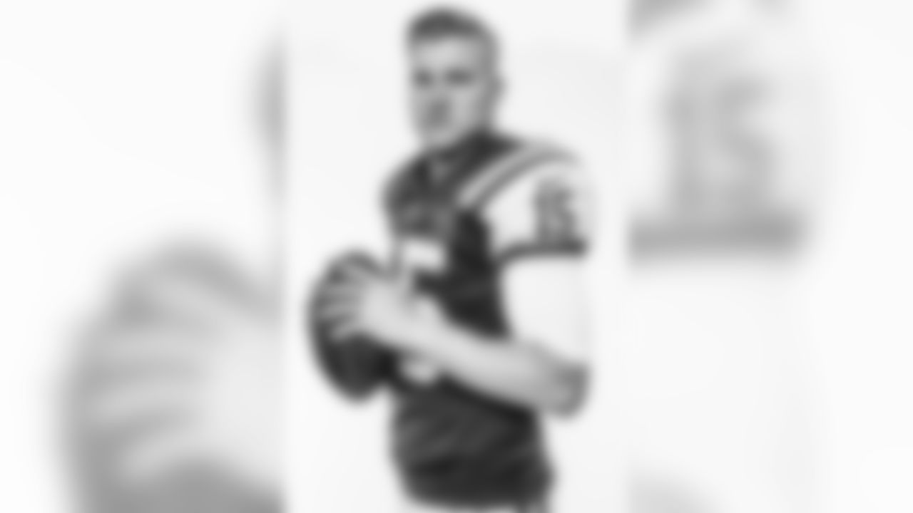#15 Josh McCown (QB)