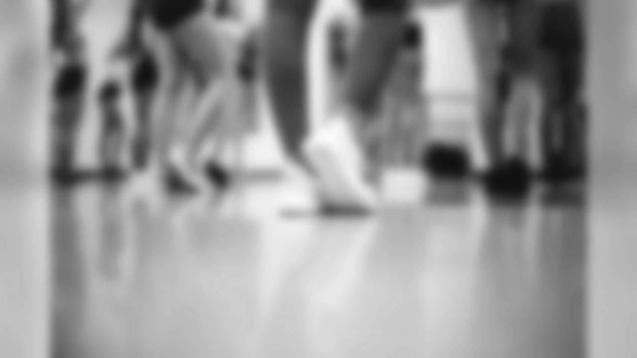 E_SNY_3328