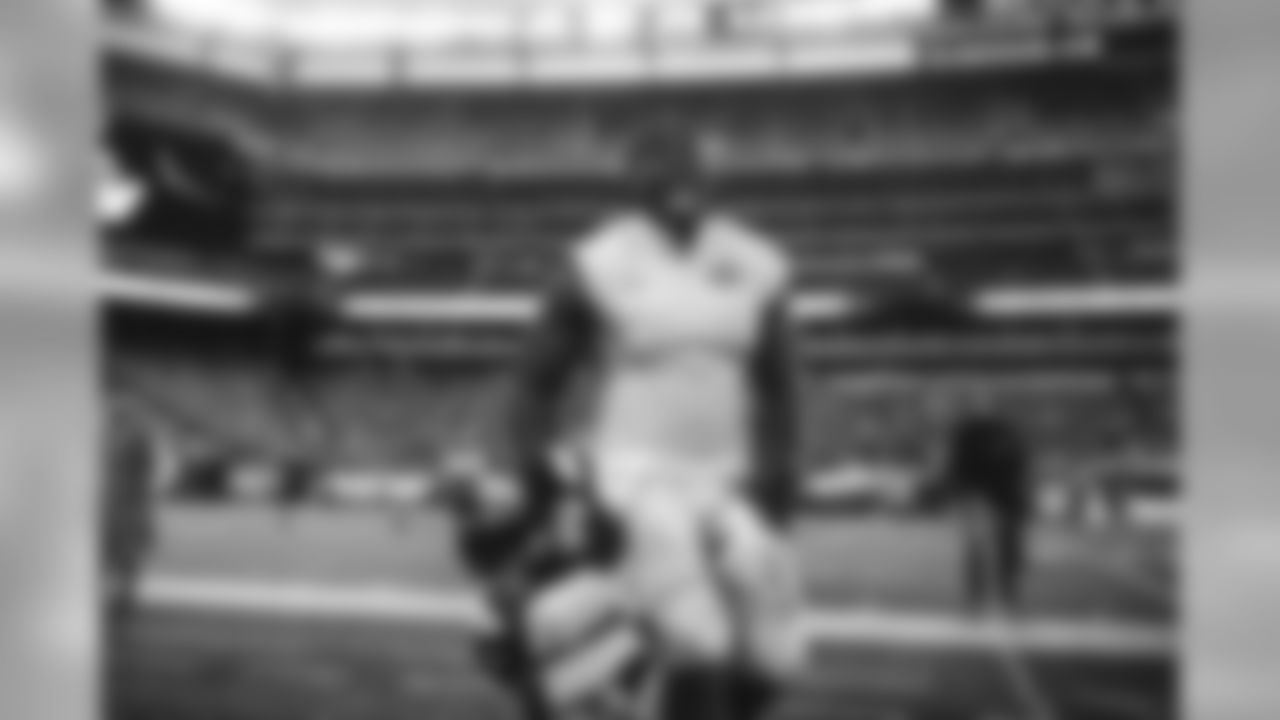 E_SNY_3887