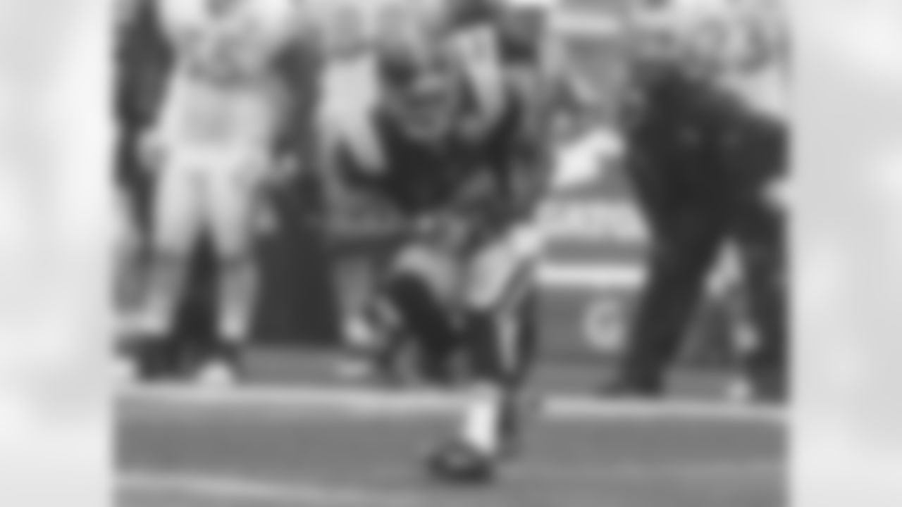 2009 Week 3 - Jets vs Titans Photos