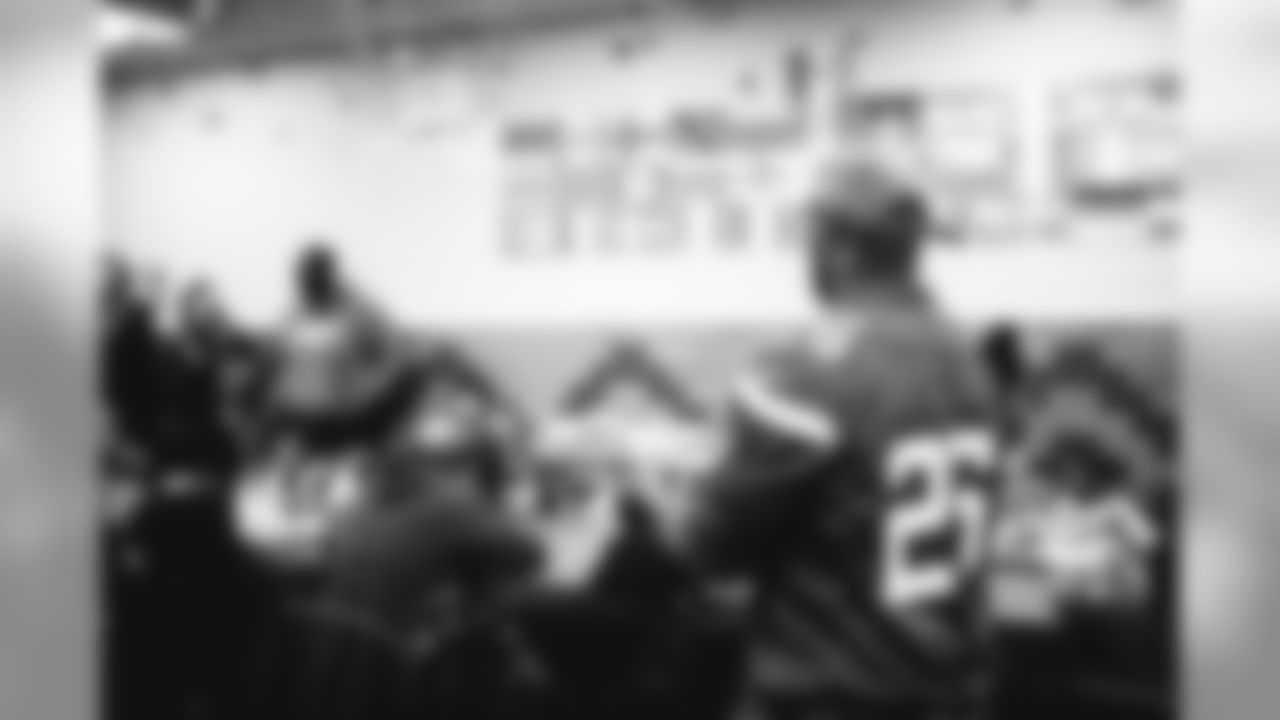 E_SNY_4431