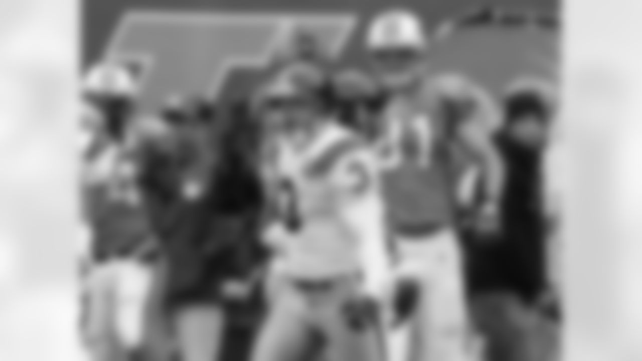 2009 Week 8 - Jets vs Miami Photos