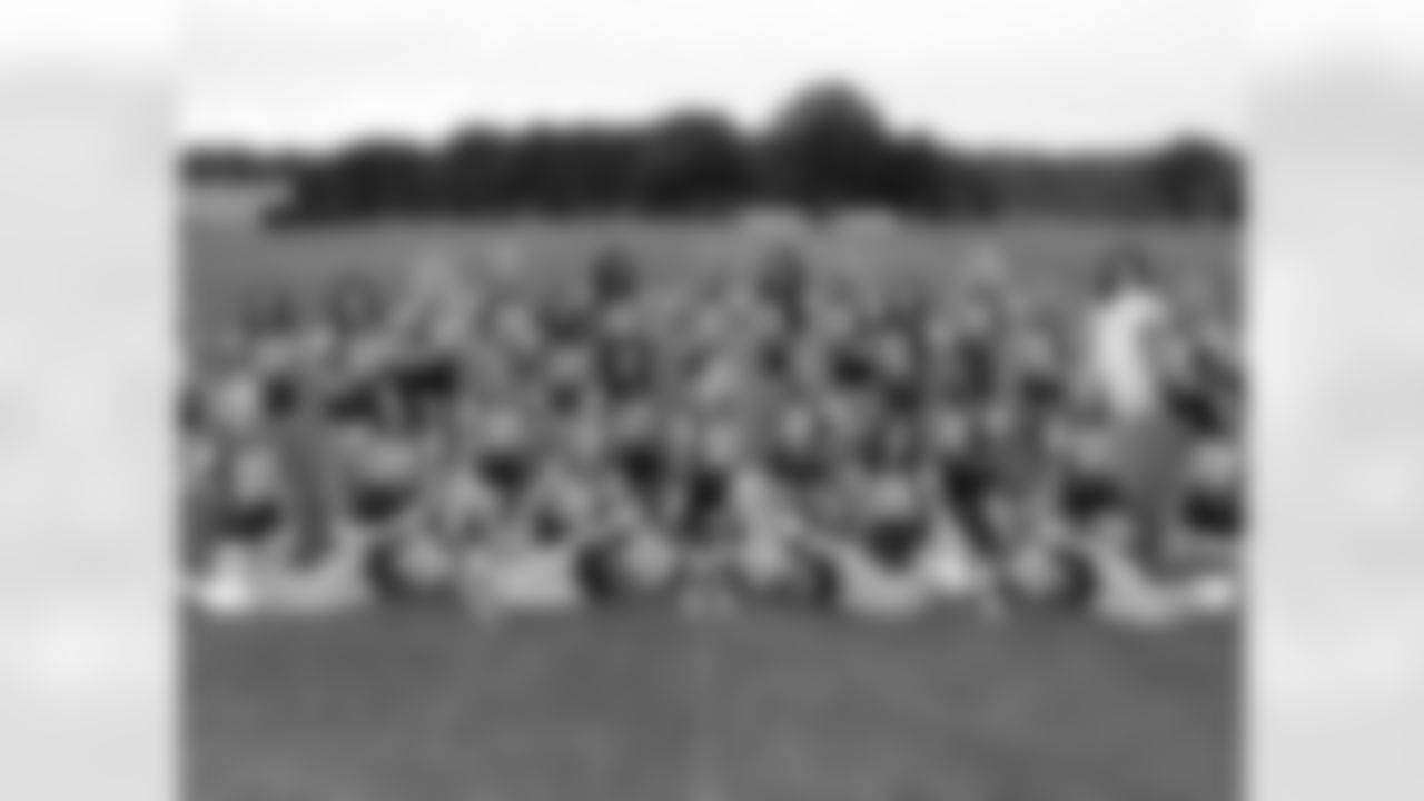 Flight Crew 2009 Group Photos