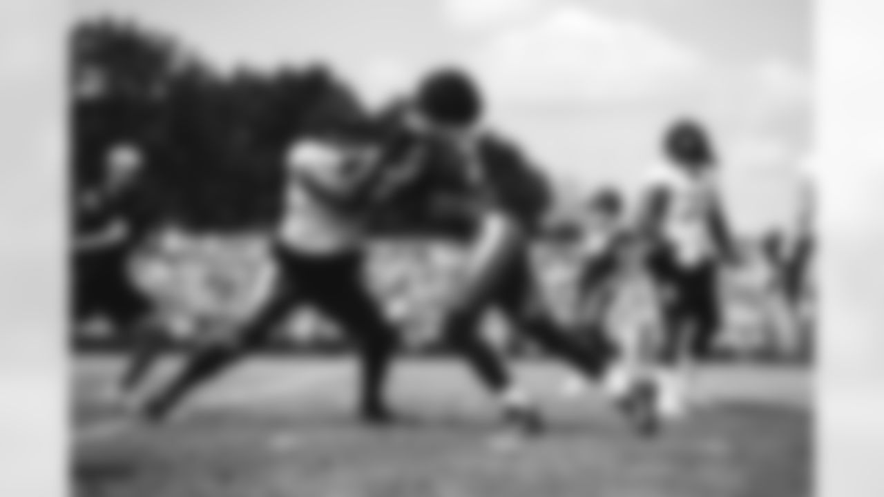 E_SNY_7439