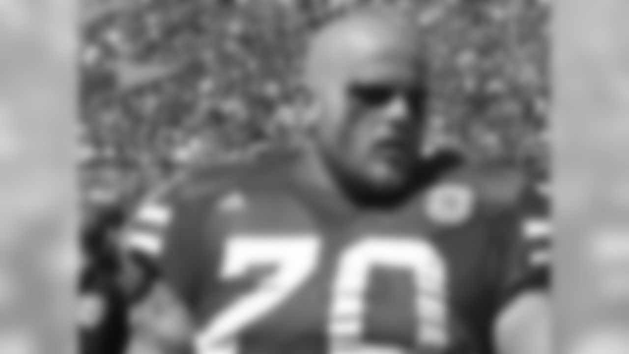 OL Matt Slauson