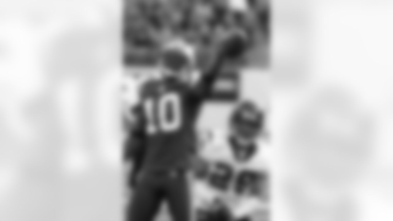 Santonio Holmes Photos