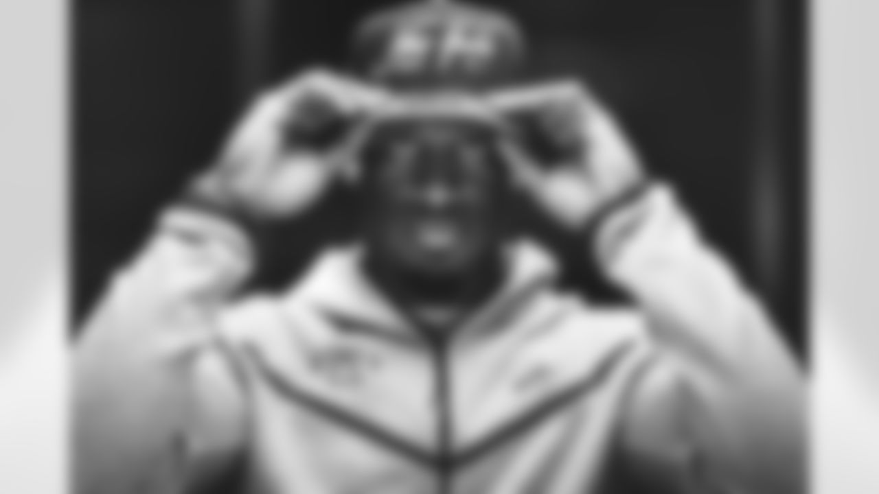 RB Breece Hall