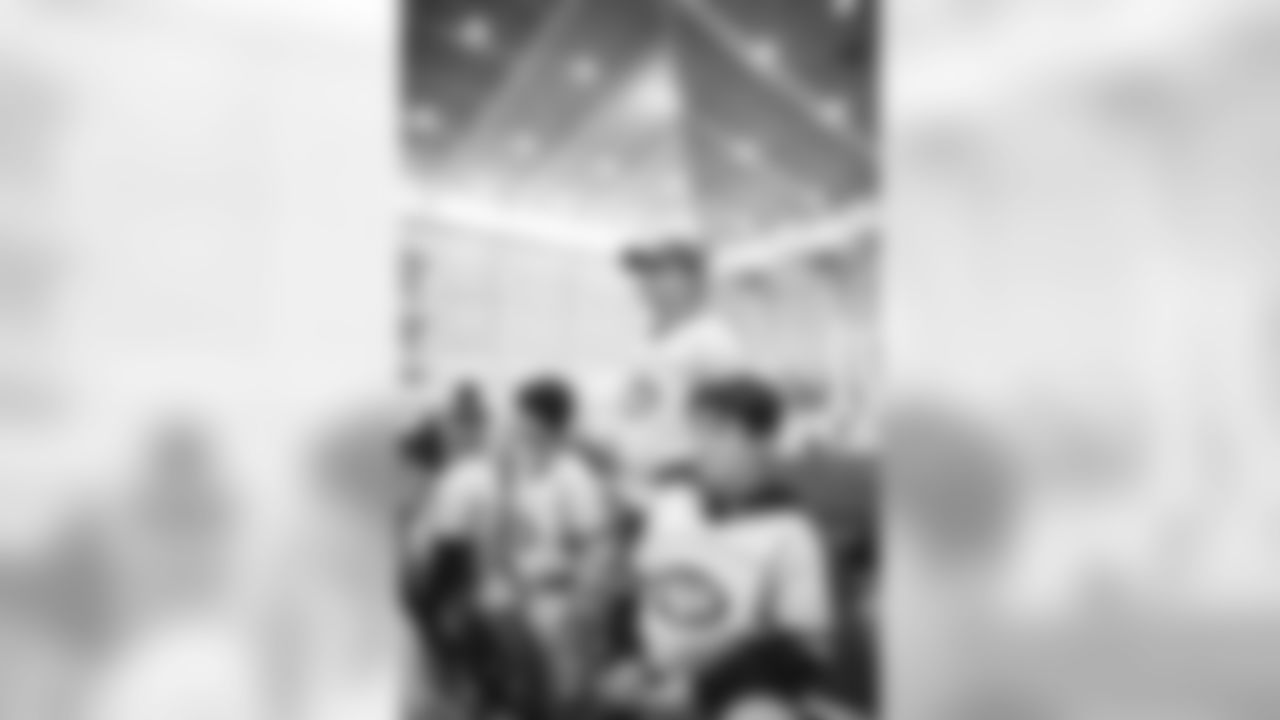E_SNY_8250
