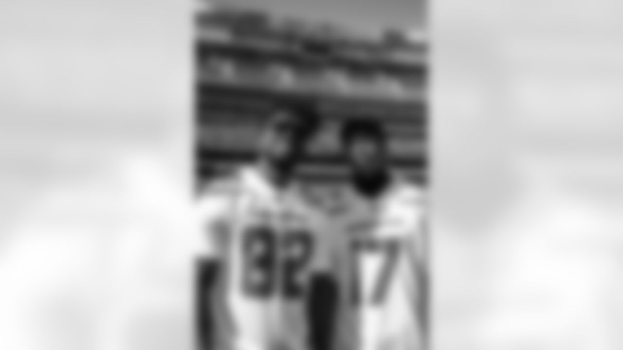 Jets Legends Brandon Bostick and Charone Peake