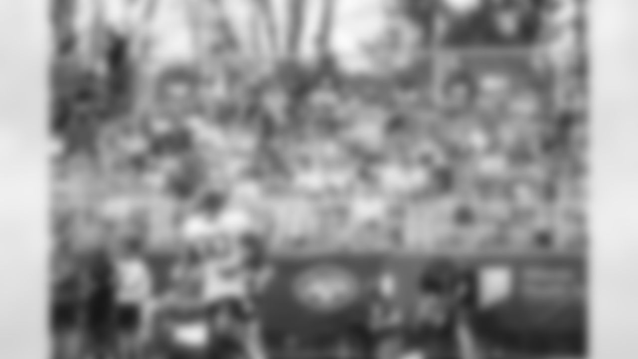 E_SNY_7125