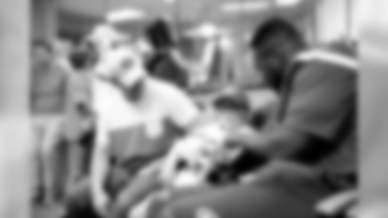E_SNY_4703