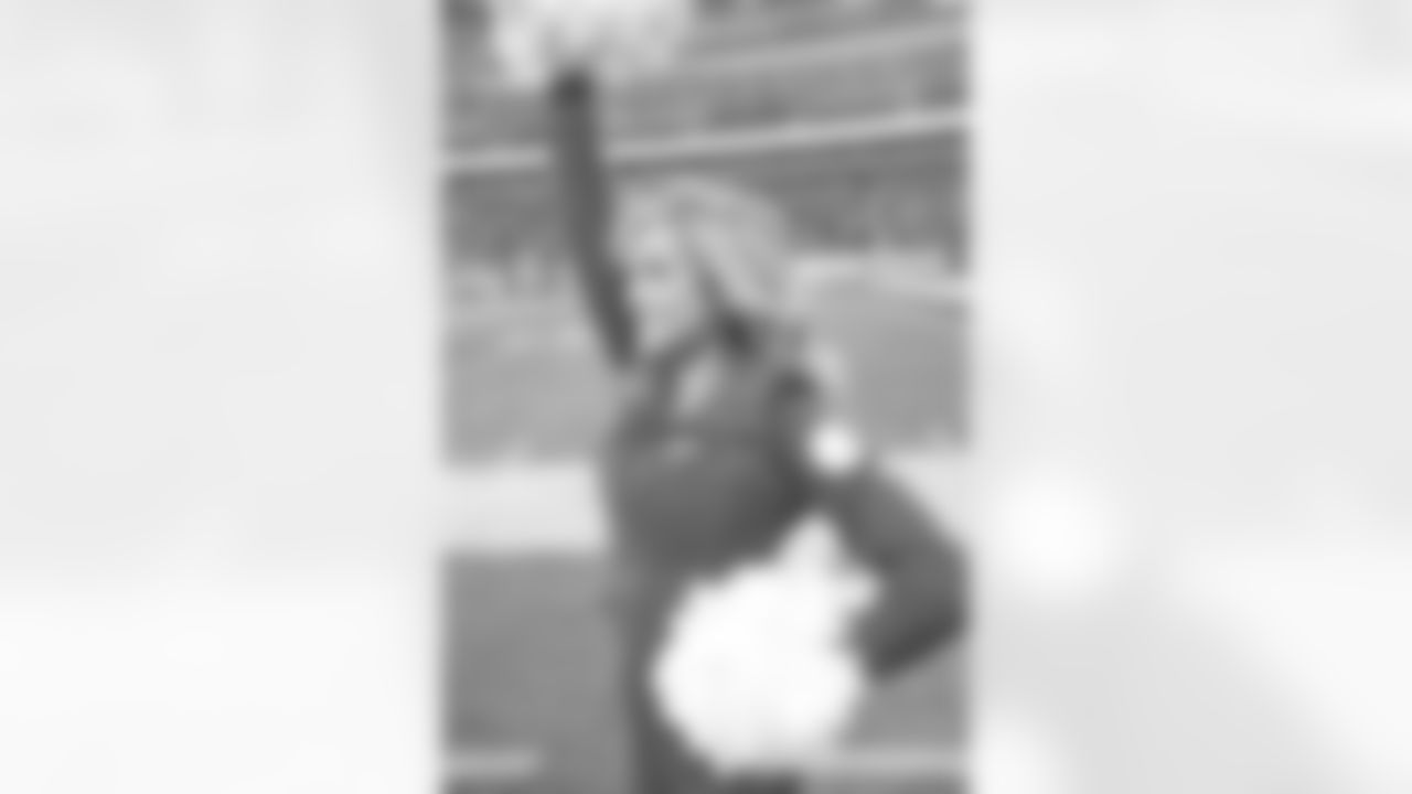 New York Jets Flight Crew: Jets vs Chiefs