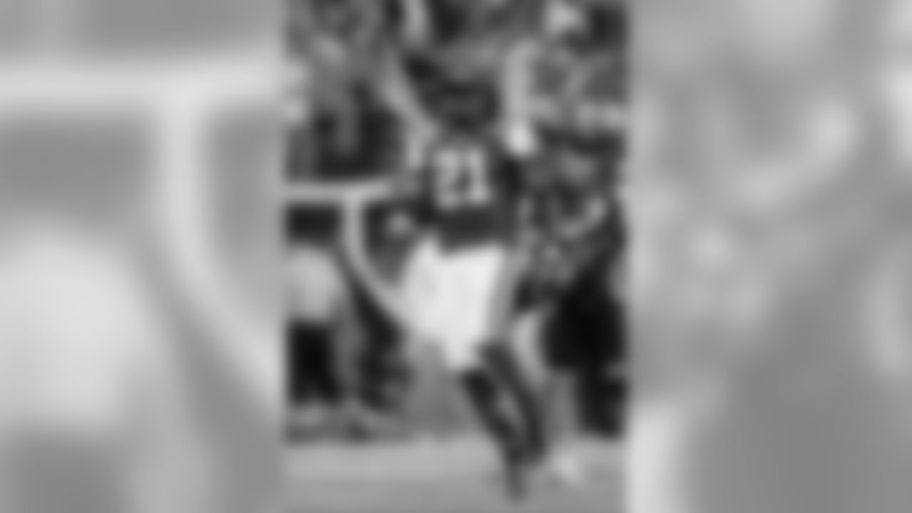 LaDainian Tomlinson Photos