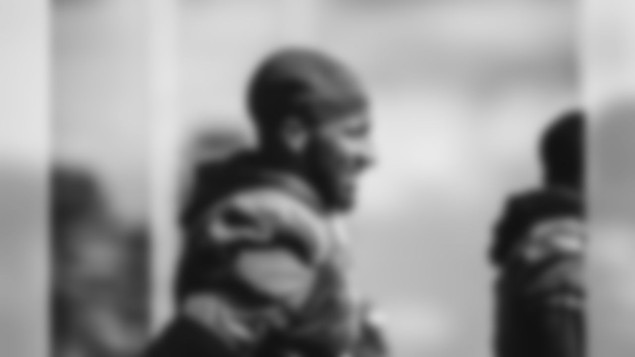 E_SNY_7062