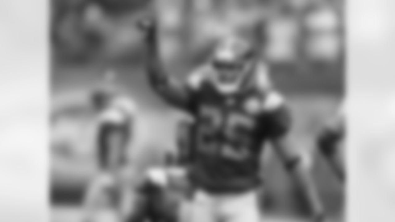 2009 Week 3 - Jets vs Titans Photos
