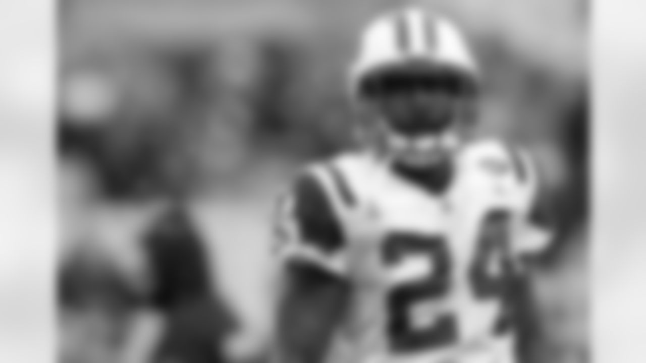 Pro Football Hall of Fame: Darrelle Revis, New York Jets, Class of 2023