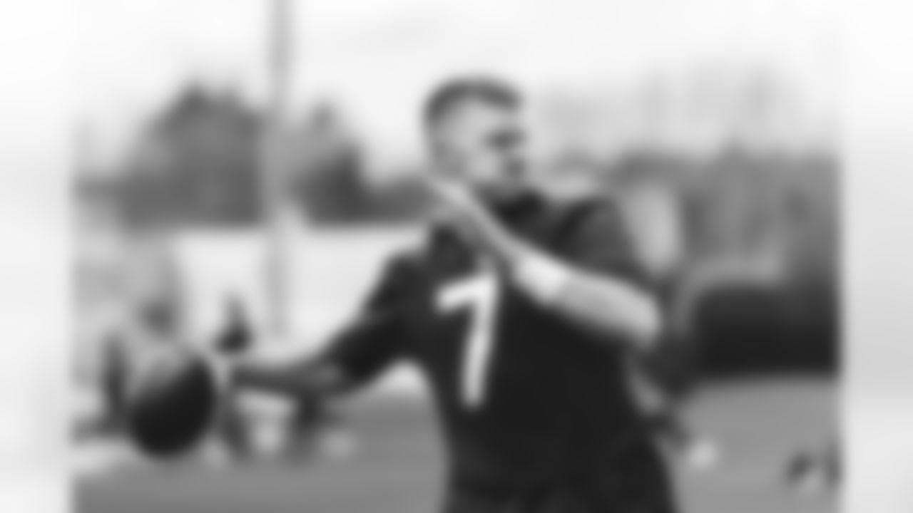 QB Tim Boyle