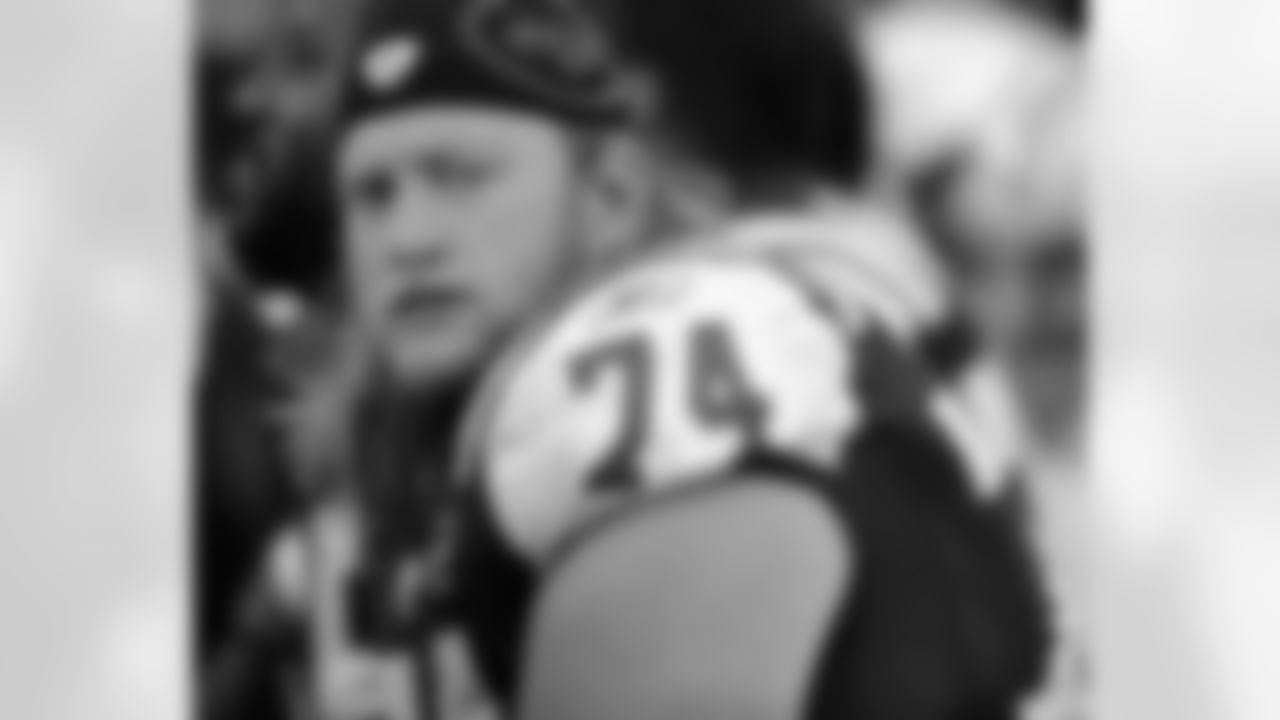 Nick Mangold Photos