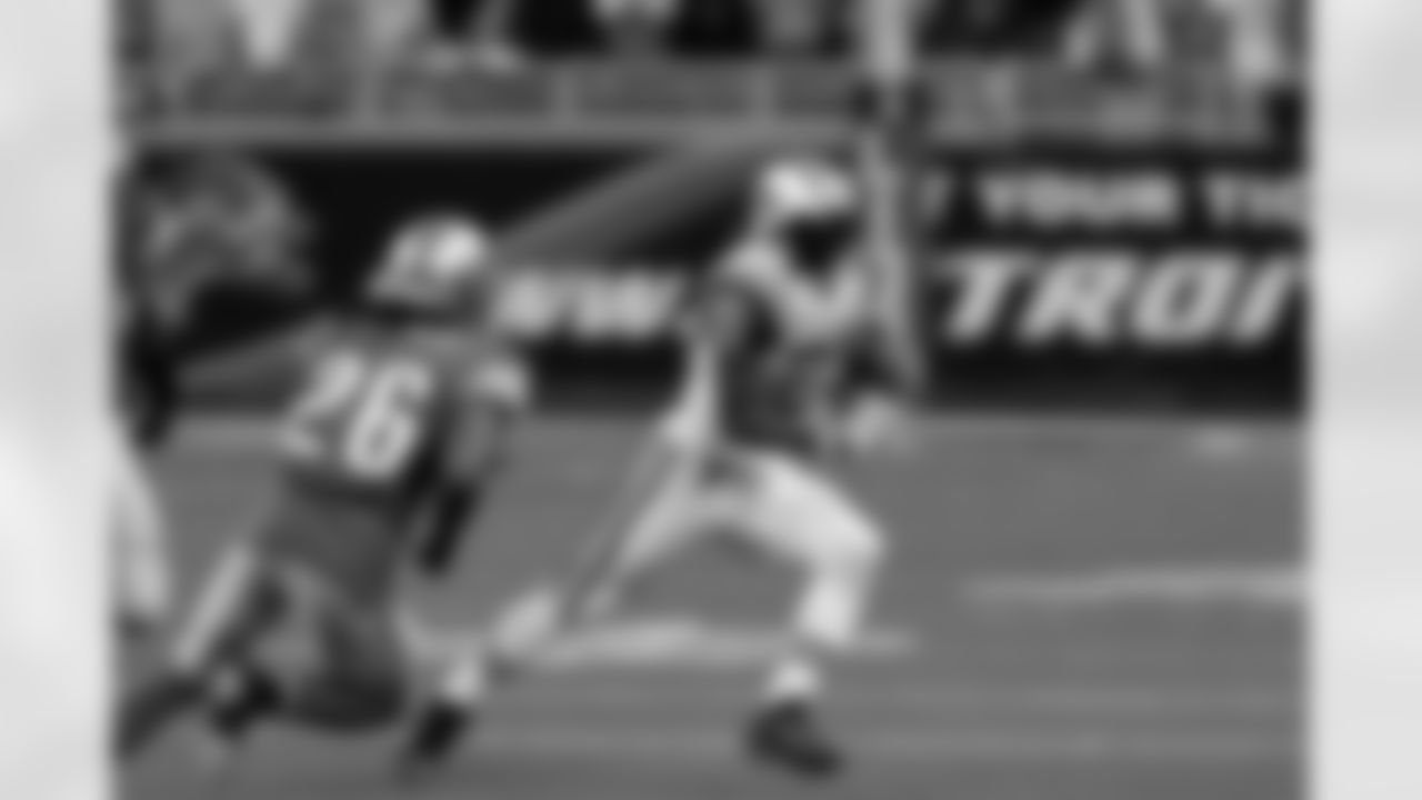 2010 Week 9 Jets vs Lions Game Photos