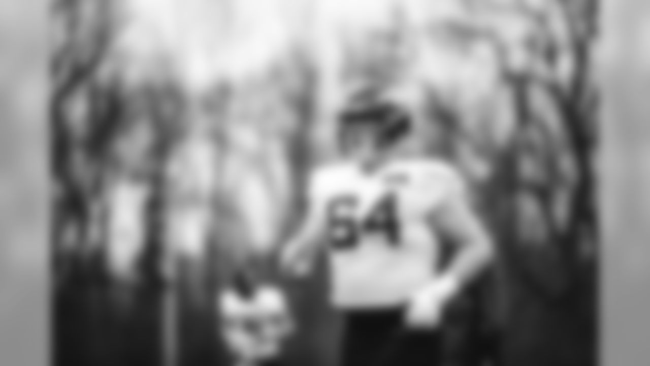 E_SNY_8867