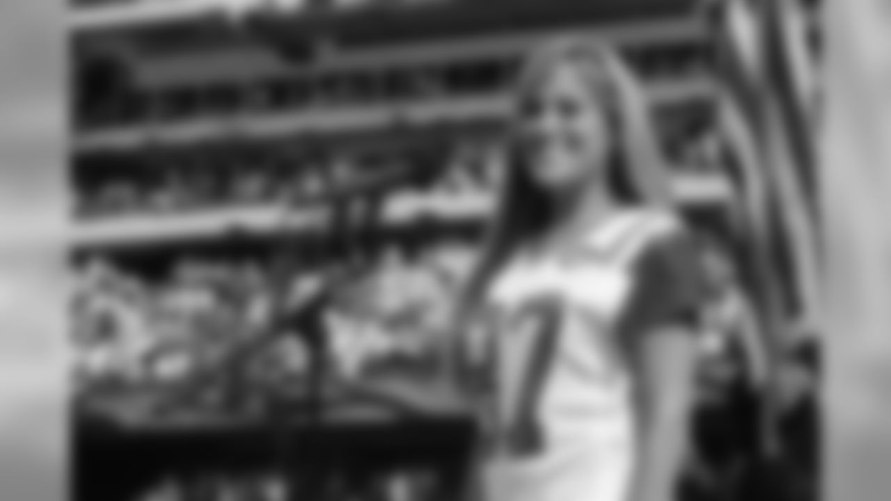 Photo taken from Jets vs. Eagles, September 27