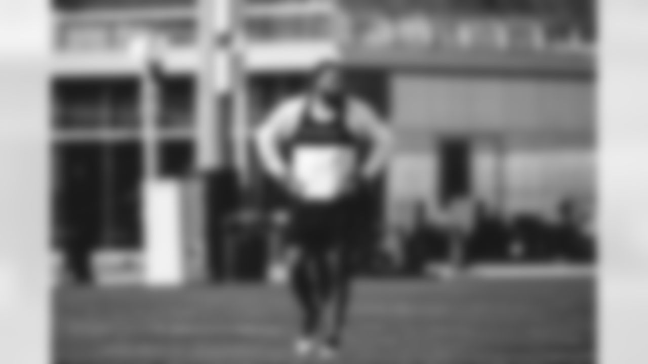TE Tyler Conklin
