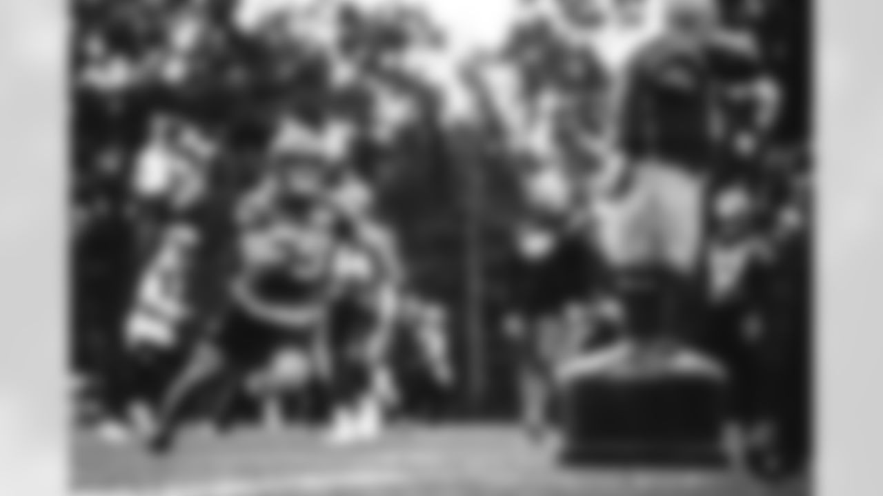SNY_1200