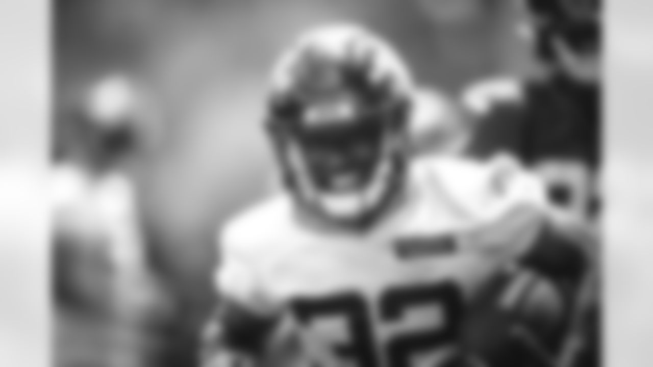 RB Michael Carter