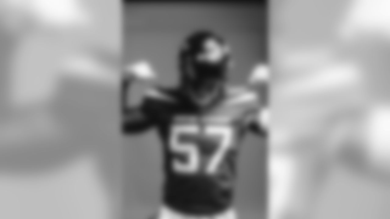 E_SNY_1555