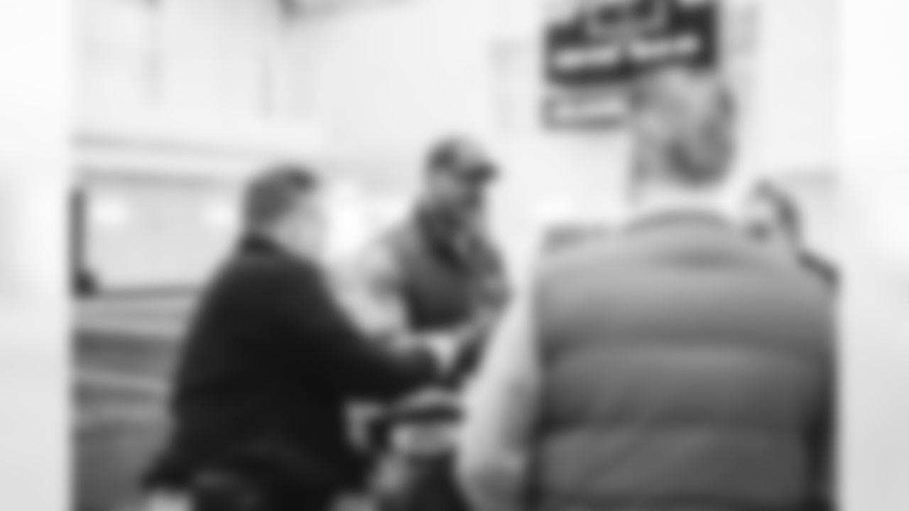 E_SNY_0033