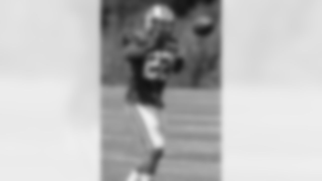 During the preseason he had 12 total tackles playing in Browns' head coach Mike Pettine's system, which is similar to the one he'll be playing with the Jets.