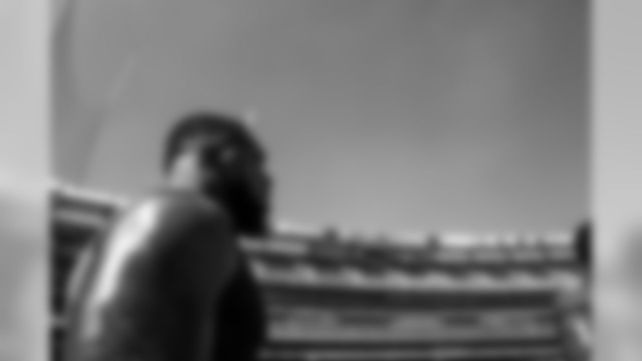 E_L1070468