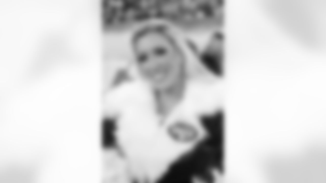 2010 Week 14 Jets vs Dolphins Flight Crew Photos