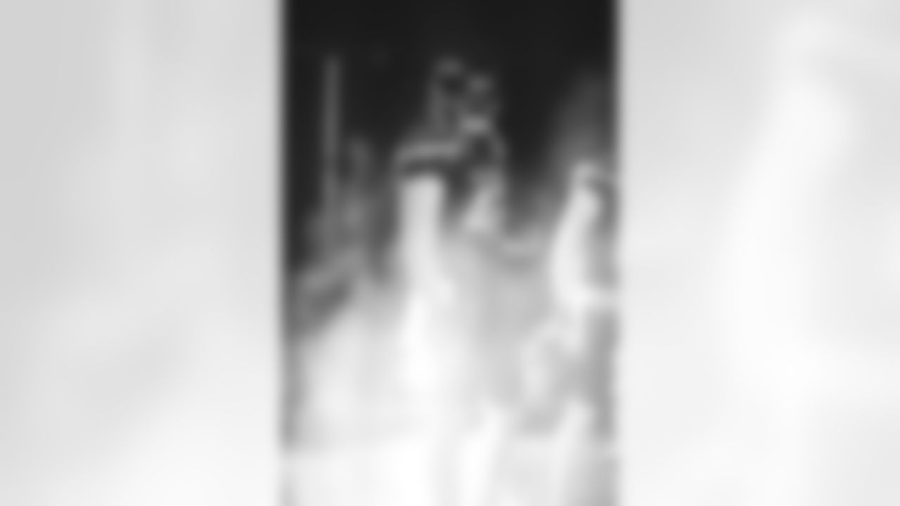 E_SZR32667
