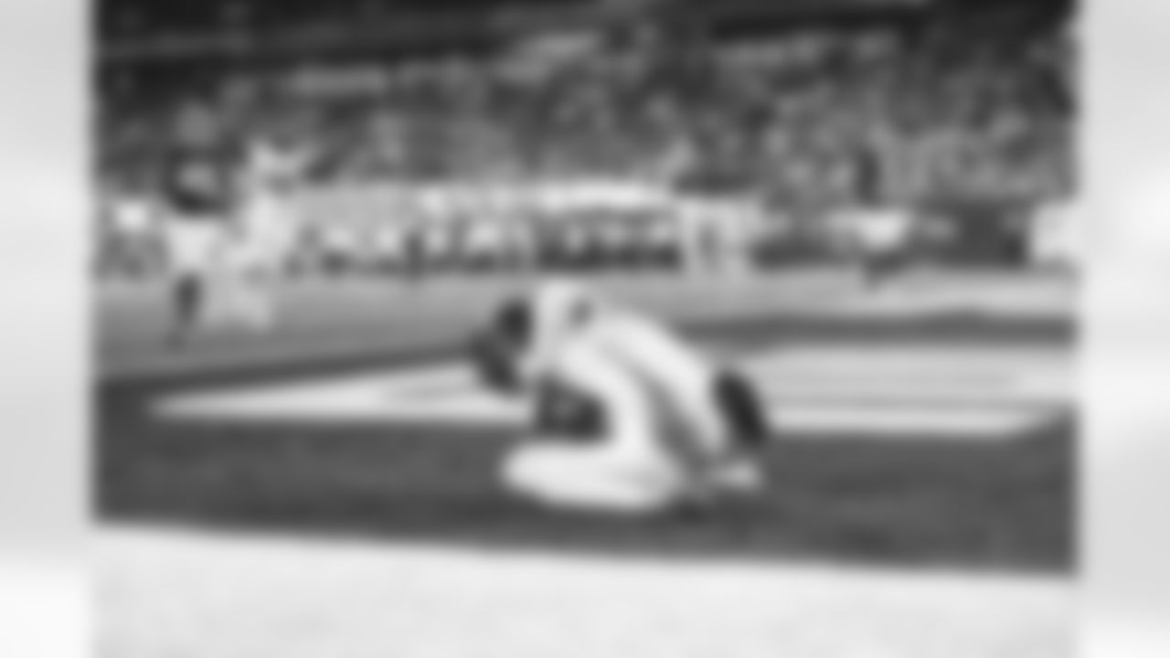 E_JB3_2106