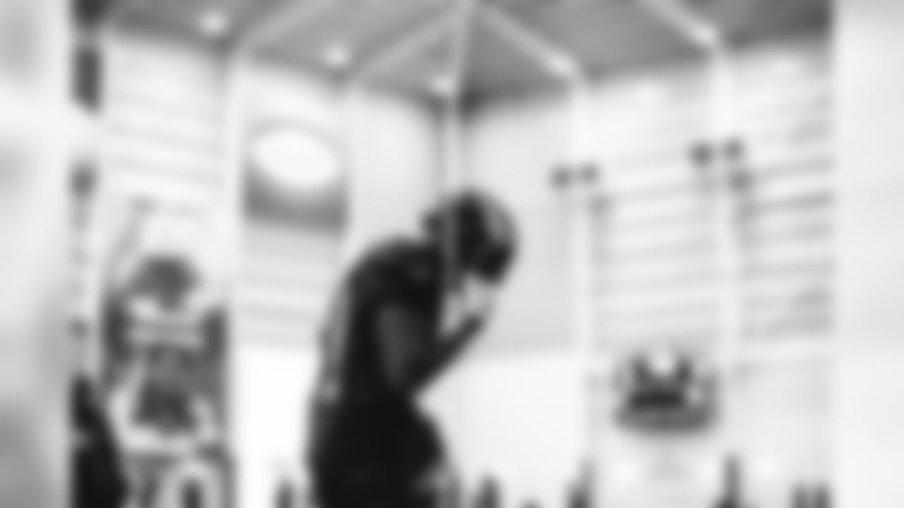E_SNY_3747