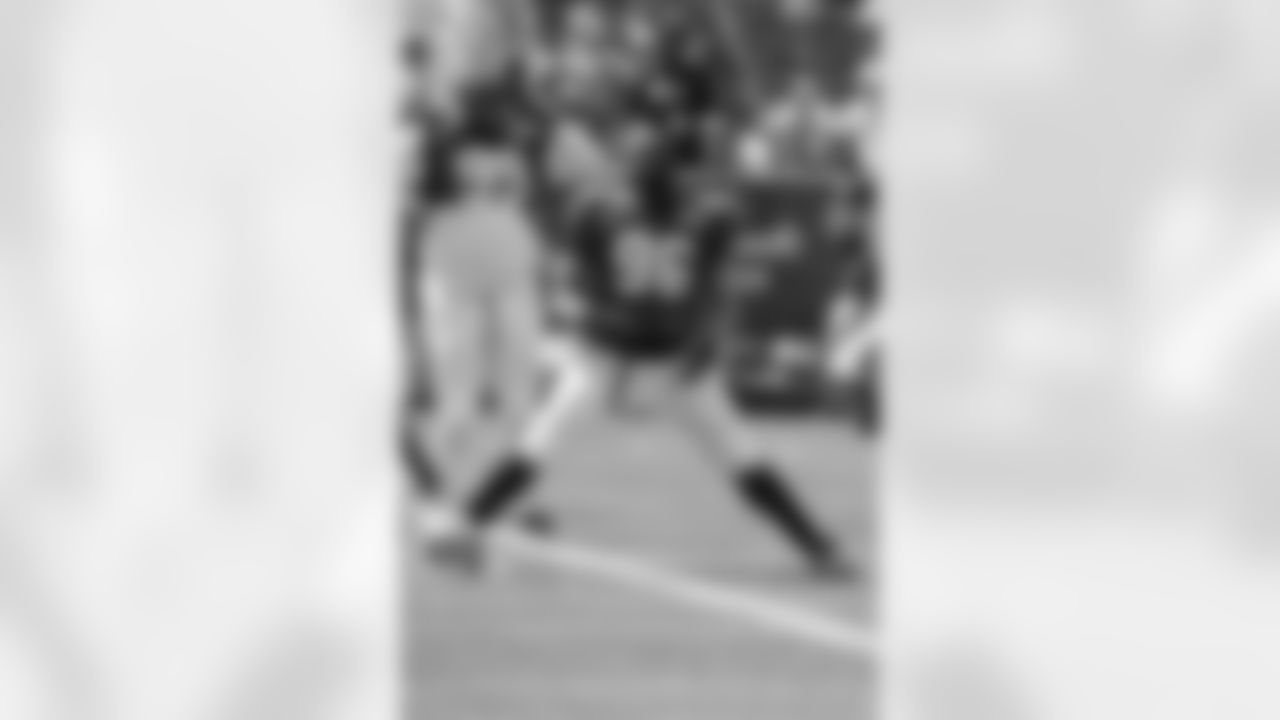 DE Muhammad Wilkerson