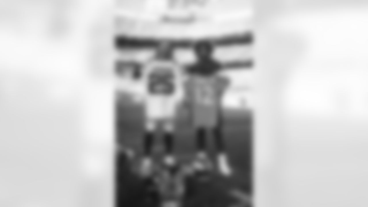 E_SNY_0832