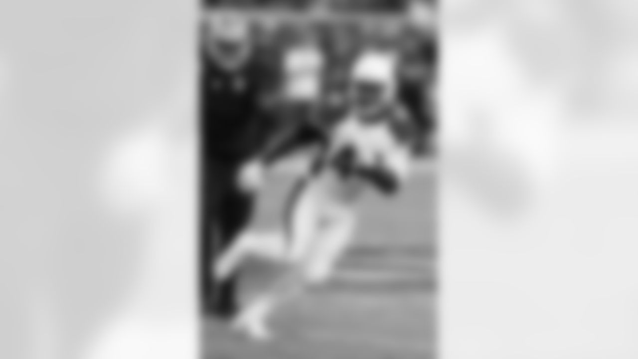 LB Markus Golden