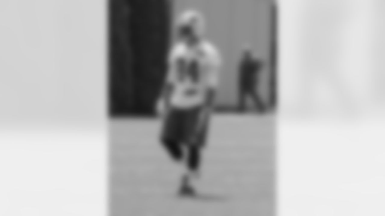 WR Devin Smith