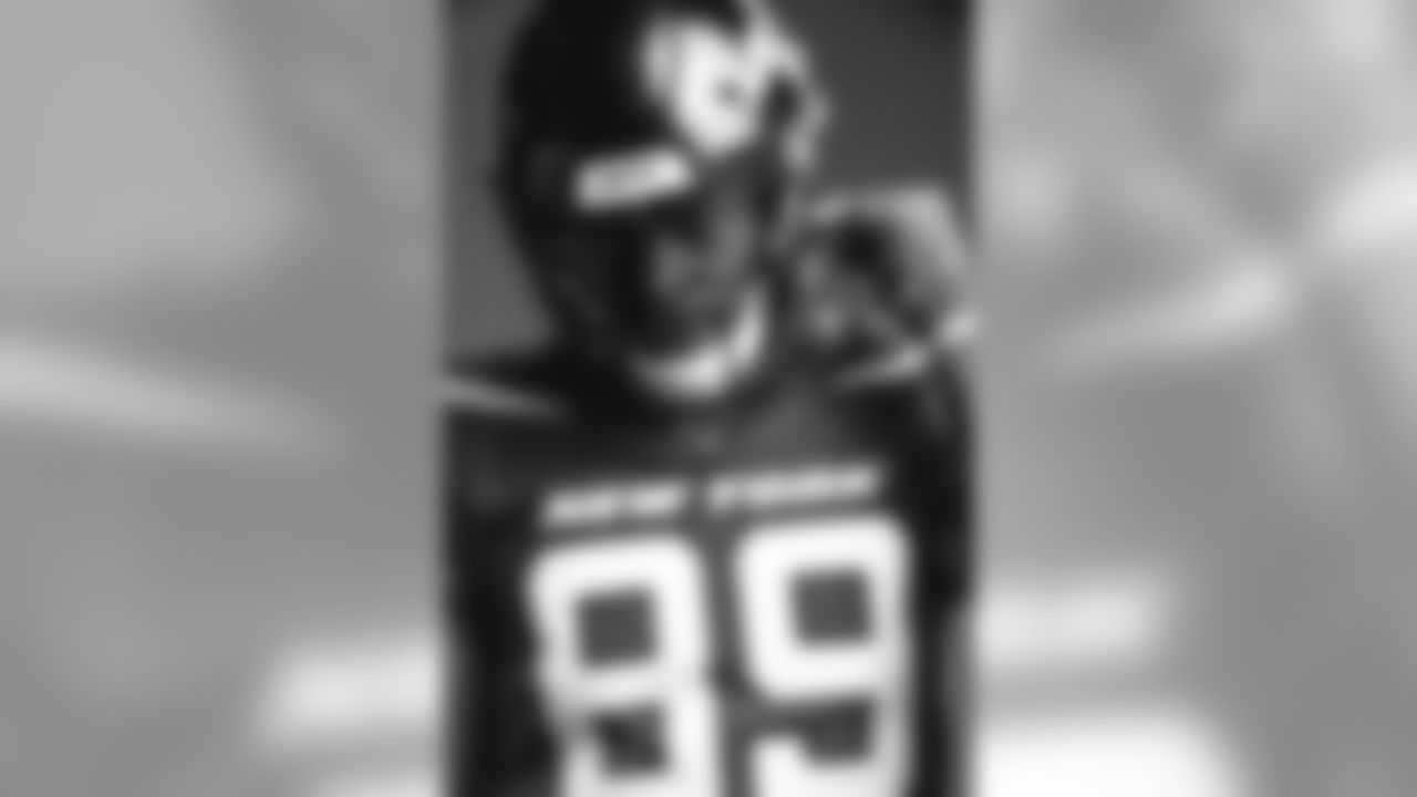 E_SNY_1064