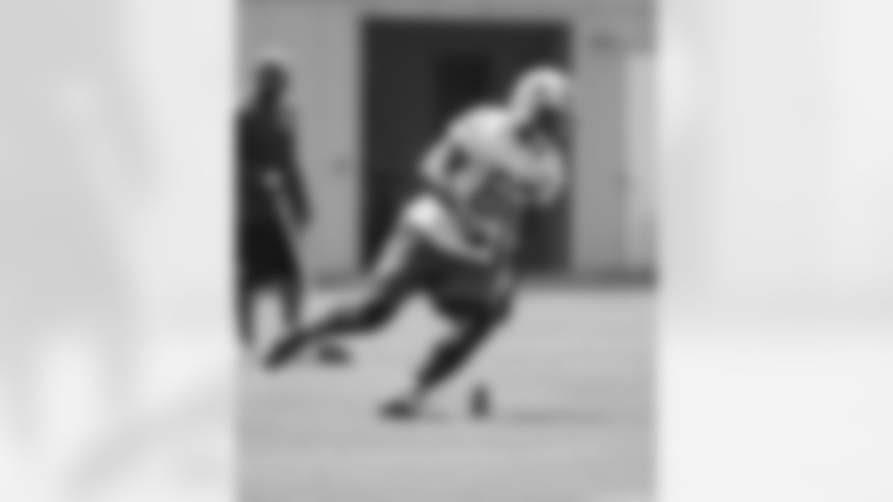 WR Quincy Enunwa