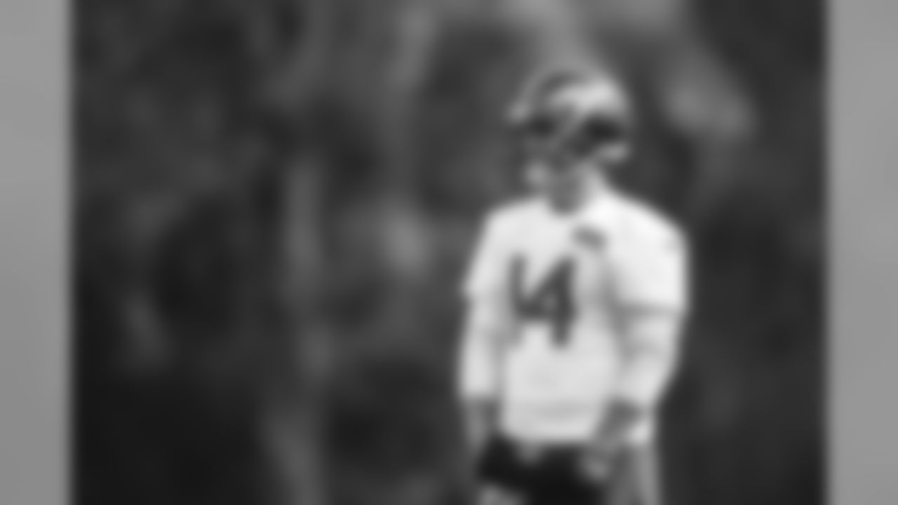 E_SNY_0419
